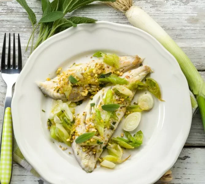 Filets de Daurade rôtis aux poireaux