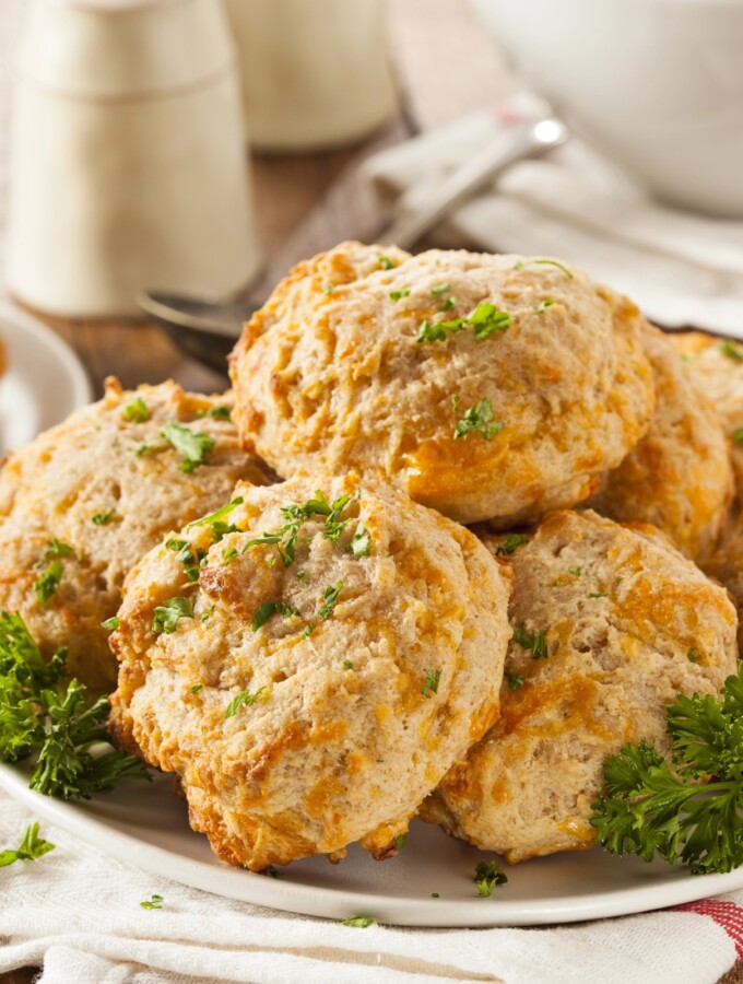Scones aux herbes et au Comté