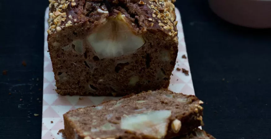 Cake aux poires et au chocolat noir