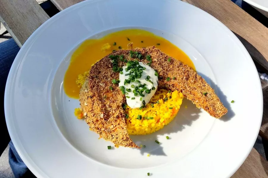 Courge panée sur soupe de potimarron