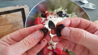 Ma salade grecque facile - Instruction 3