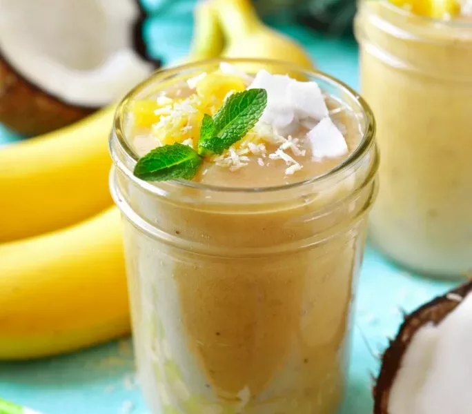 Smoothie énergisant ananas coco