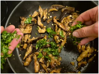 Poêlée de Shiitake – Instruction 6 Poêlée de Shiitake - Instruction 6