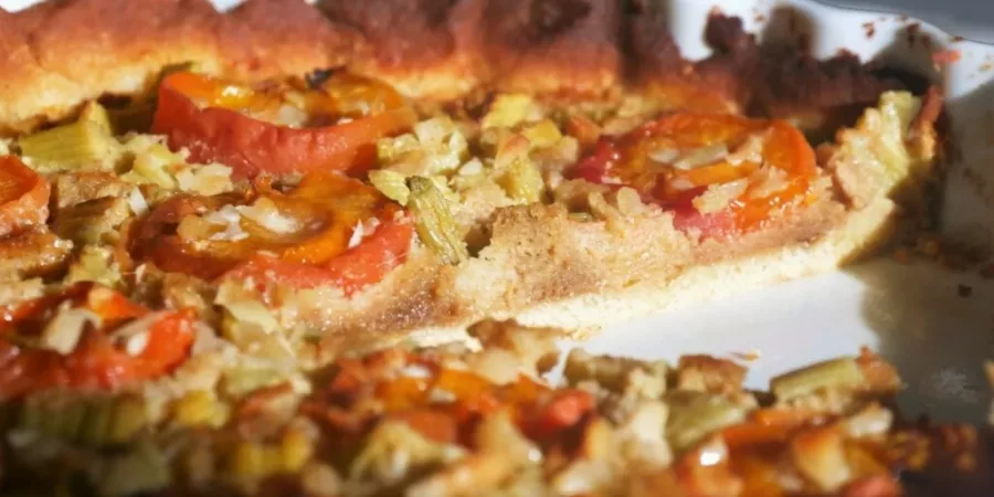 Tarte rhubarbe abricot