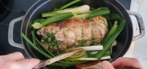 Epaule d’agneau roulée, oignons nouveaux - Instruction 7