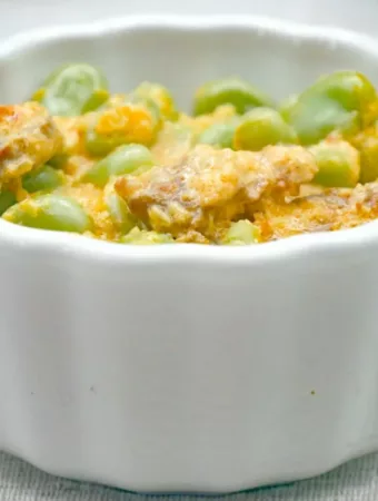 Cassolette de fèves à la crème et au chorizo