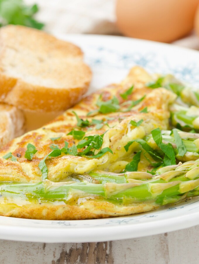 Omelette aux asperges vertes