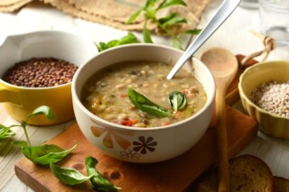 Comment associer légumineuses et céréales pour un repas végétarien complet ?