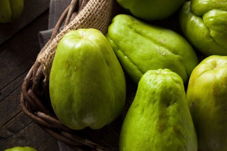 La chayotte en cuisine : saison, diététique et préparation La chayotte en cuisine : saison, diététique et préparation
