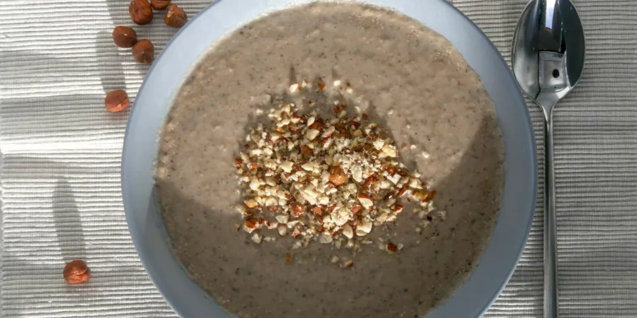 Velouté de panais, champignon noisettes