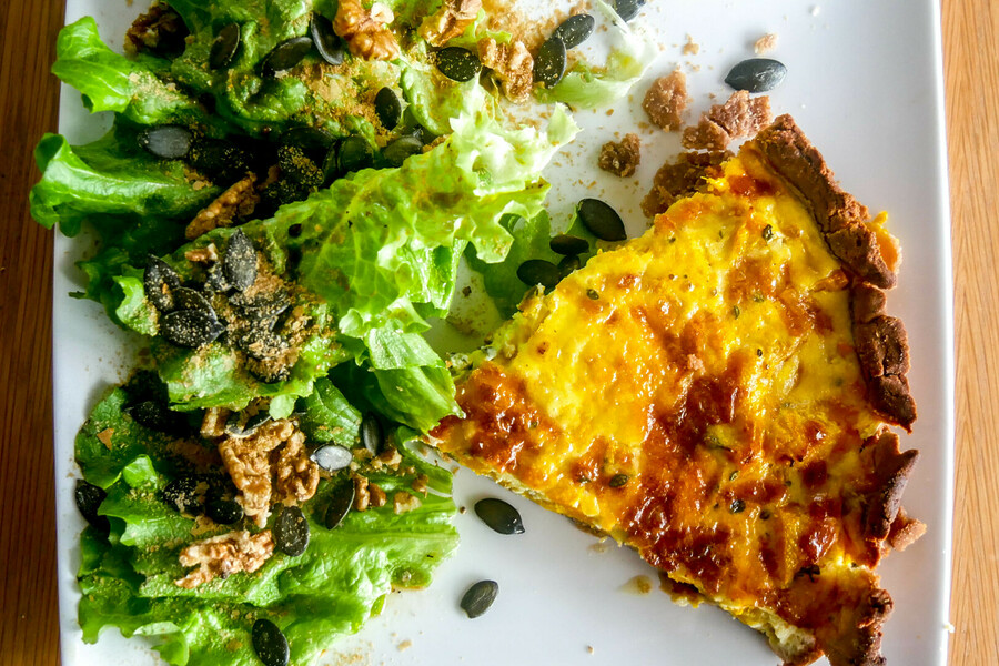 Tarte à la courge, fromage et thym