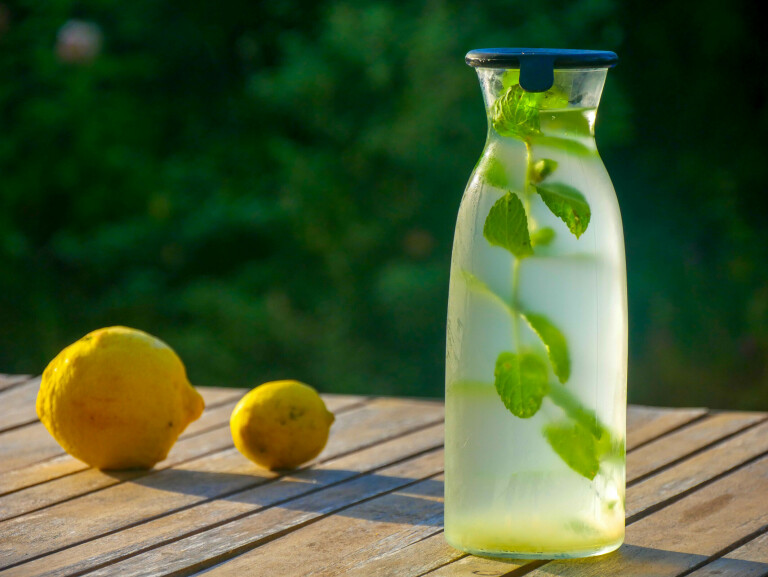 Boisson rafraîchissante citron menthe