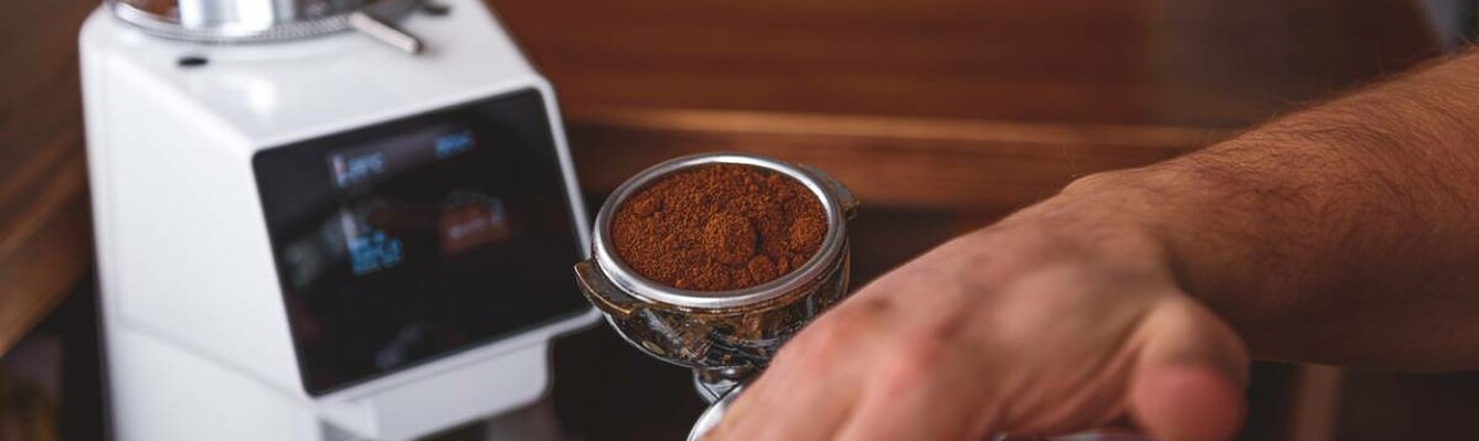 Machines à café à grain : comment trouver le modèle qui vous convient vraiment ?