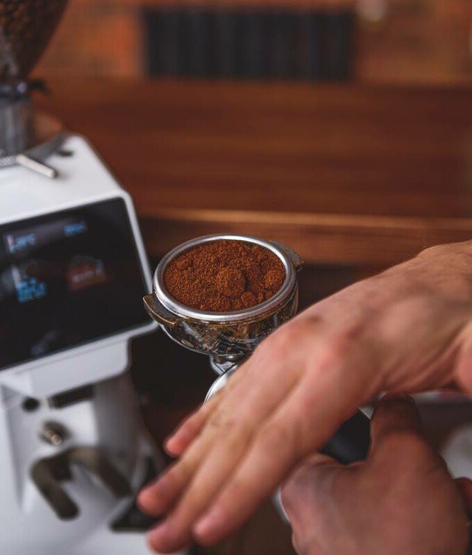 Machines à café à grain : comment trouver le modèle qui vous convient vraiment ?