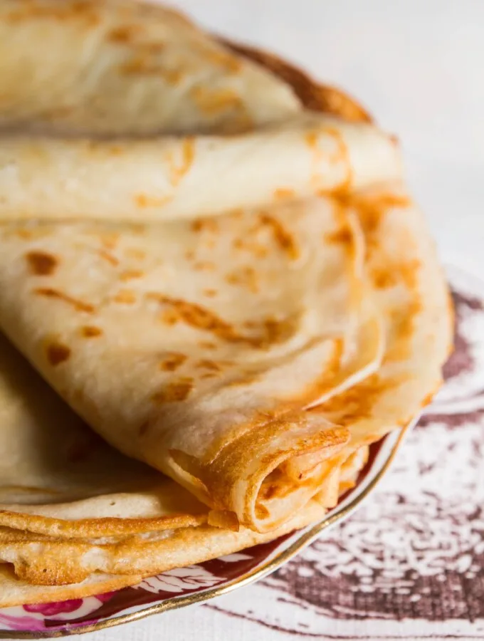 Pâte à crêpes au rhum et à la vanille Pâte à crêpes au rhum et à la vanille