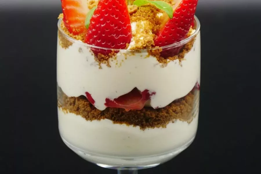 Verrine de fraises au mascarpone et spéculoos